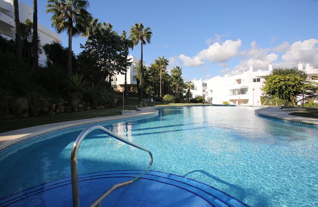 Sunny Golf Apartment Estepona Exterior foto